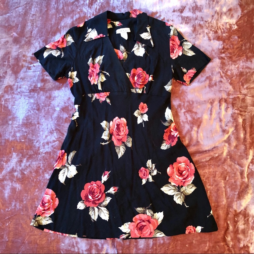 VINTAGE floral dress